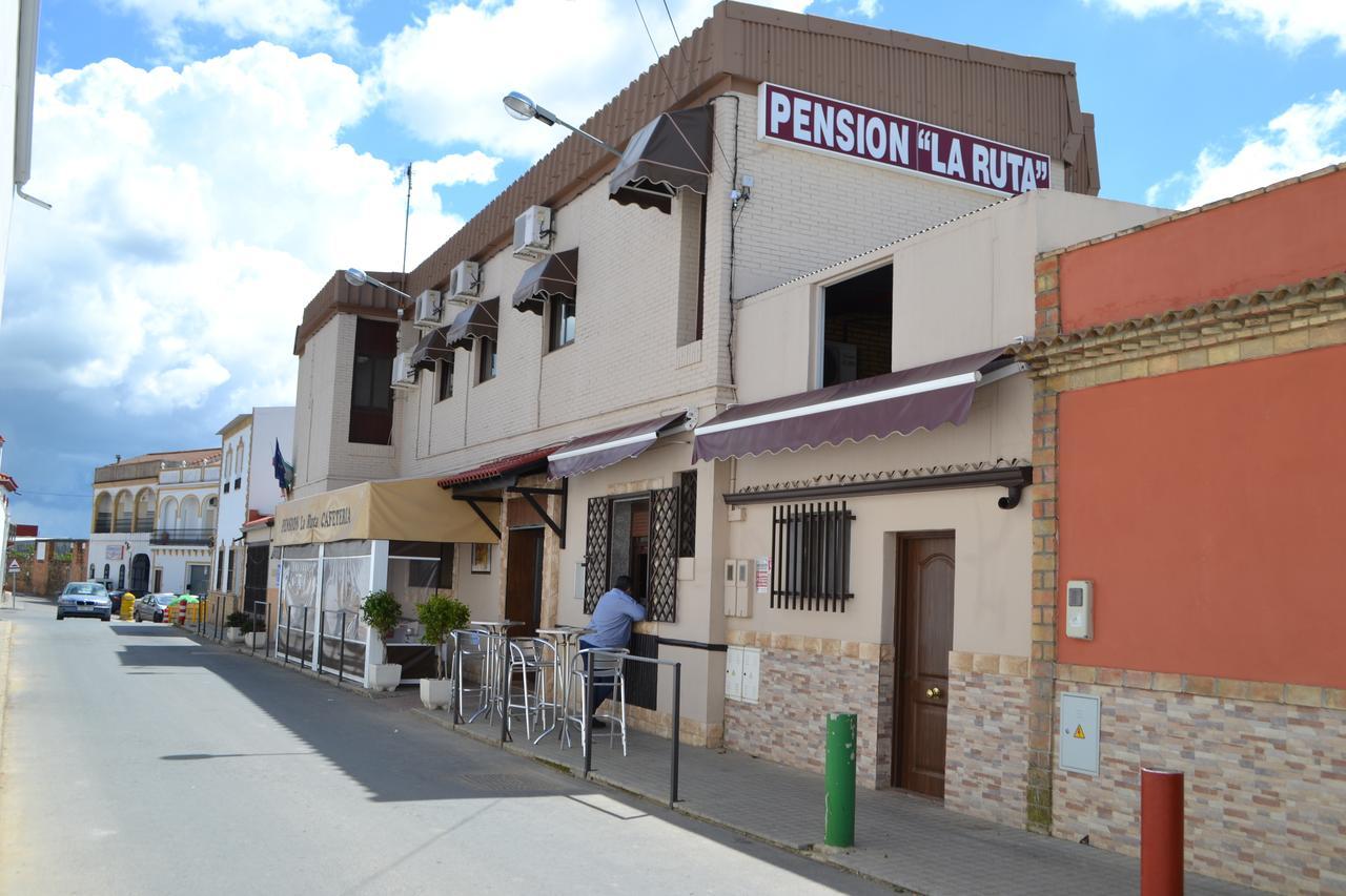Hostal Pension La Ruta Paterna del Campo Eksteriør billede